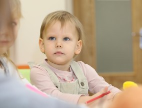 五年级女生怀孕，青少年性教育与心理健康的重要性 五年级女生怀孕