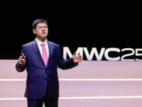 MWC前线｜华为李鹏：5G-A与AI相伴相生，将给运营商DOU与ARPU带来双位数增长